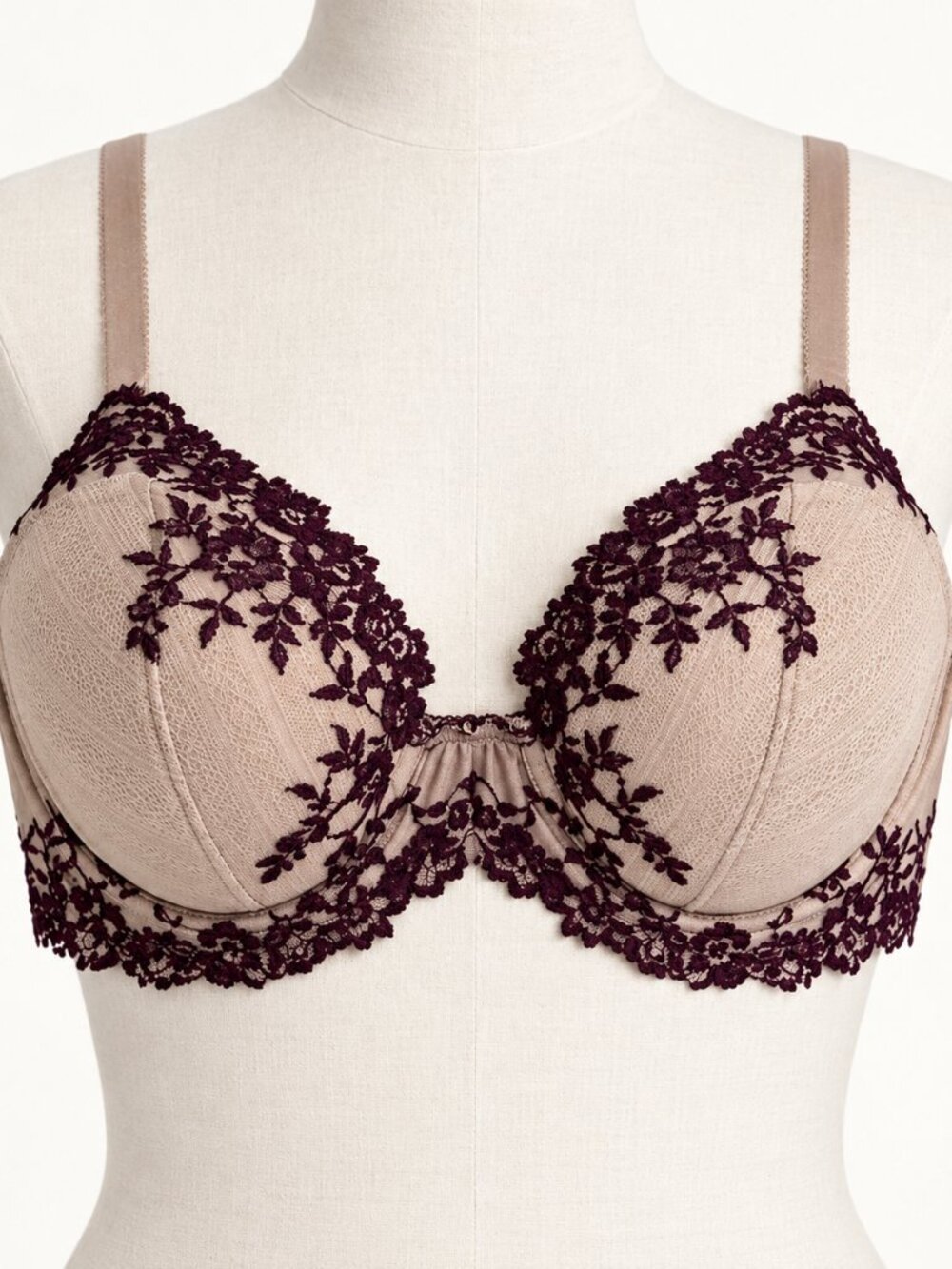 Wacoal Bra Womens 36C Lace Embroidered Underwire Full Coverage Lingerie